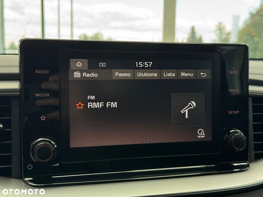 Kia Ceed - 27