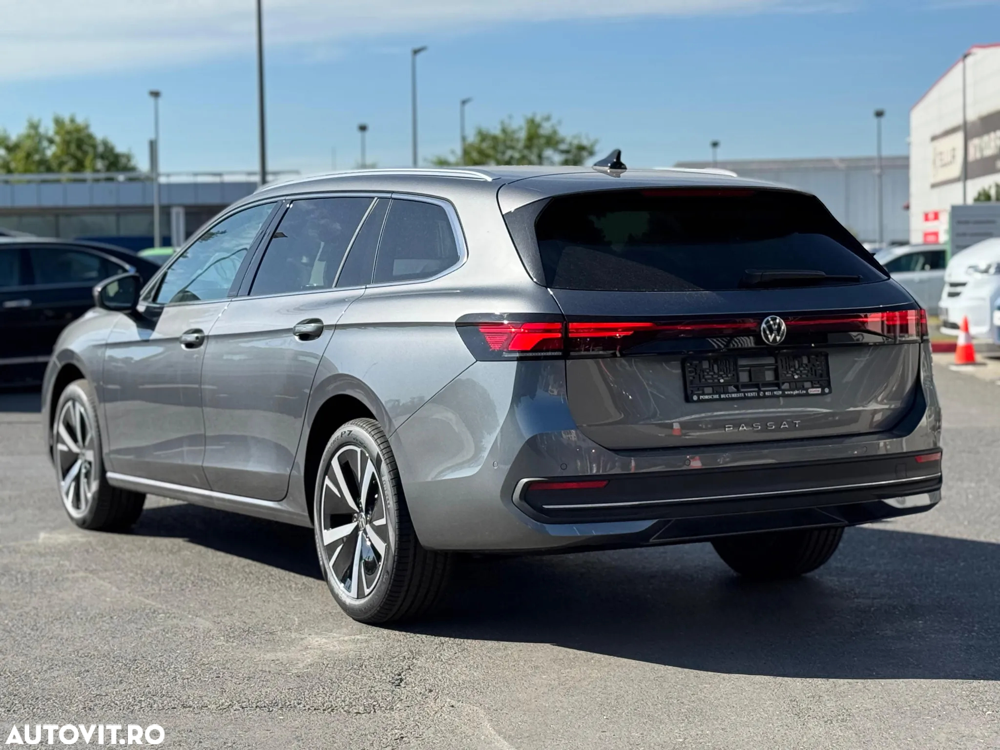 Volkswagen Passat Variant 2.0 TDI DSG Business - 13