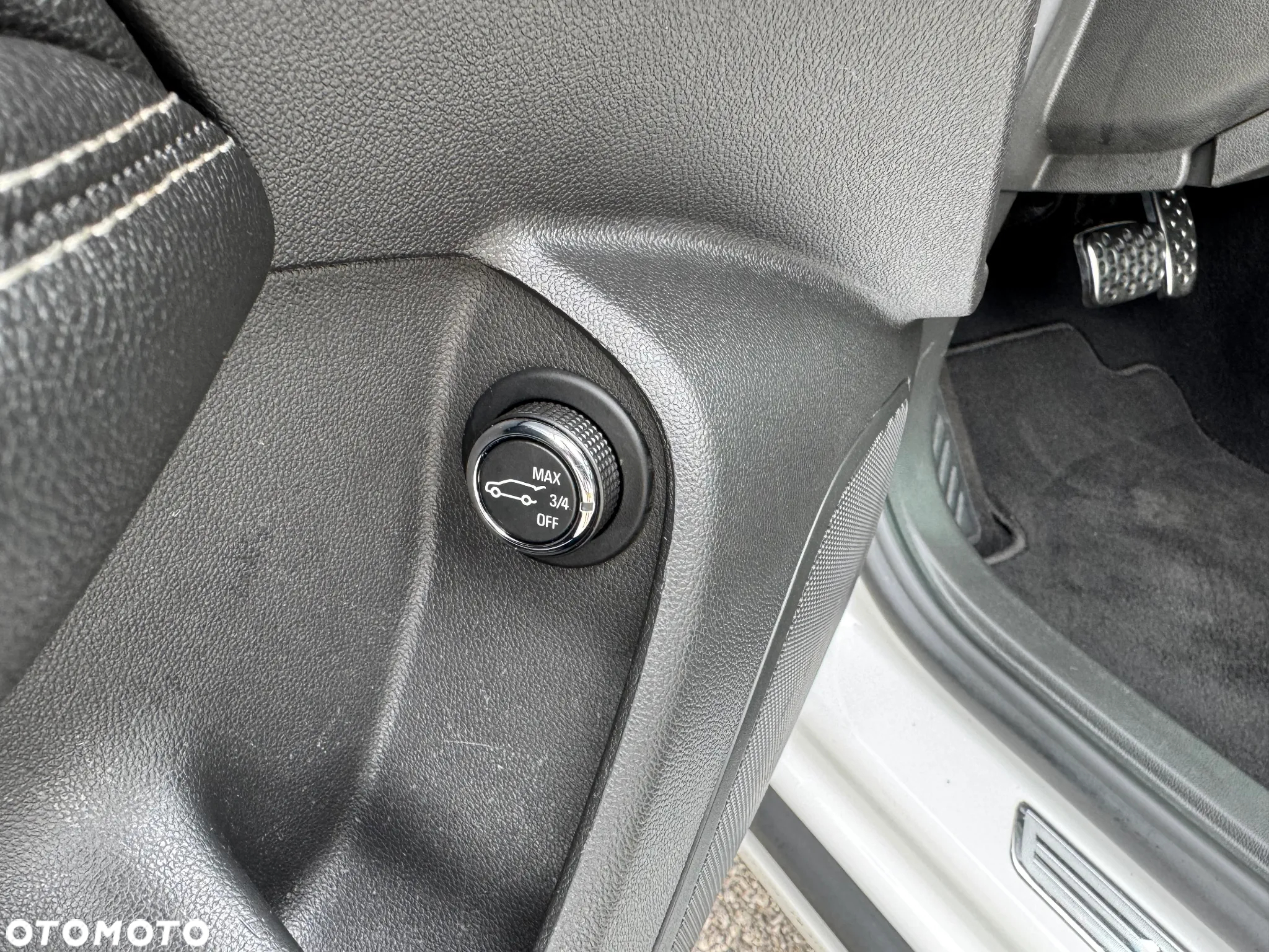 Opel Insignia Sports Tourer 2.0 Diesel Automatik Innovation - 27