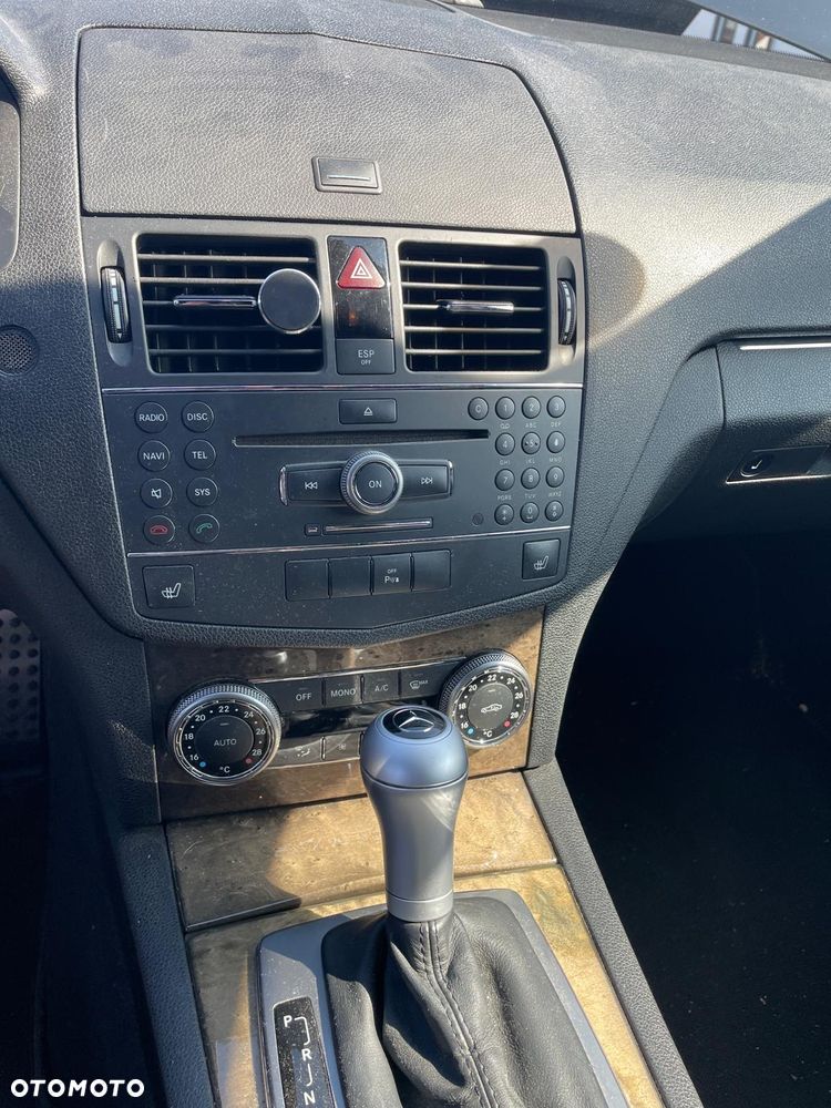 Mercedes-Benz Klasa C 300 7G-TRONIC Avantgarde - 7