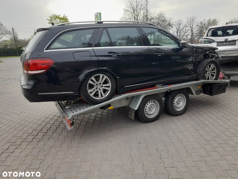 Mercedes-Benz Klasa E 220 CDI Automatik Avantgarde - 4