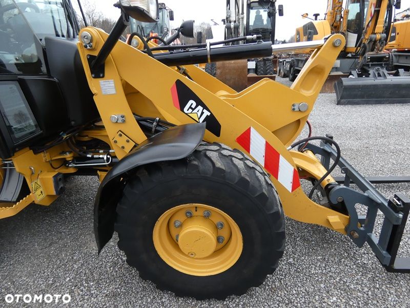 Caterpillar CAT 906M z Niemiec / 2018r / Super Stan / - 30