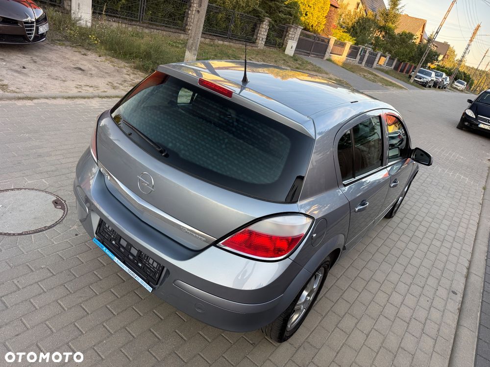 Opel Astra 1.6 Enjoy - 8