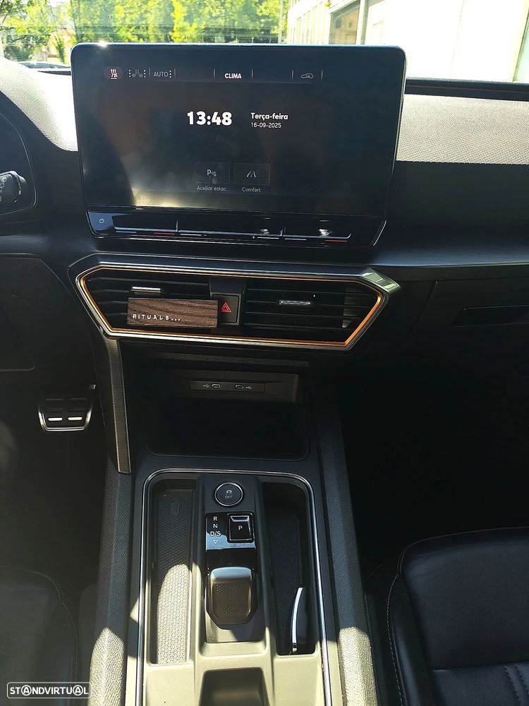 Cupra Leon 1.4 e-Hybrid (180 kW System) VZ - 10