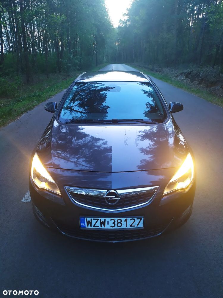 Opel Astra 1.4 Turbo Cosmo - 15