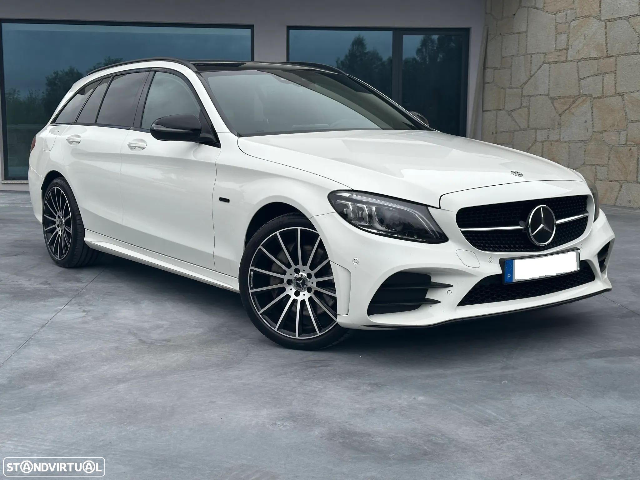 Mercedes-Benz C 300 de AMG Line - 1