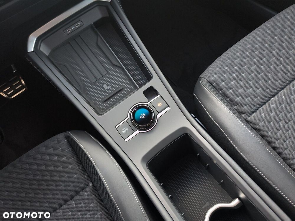 Volkswagen T-Roc - 34