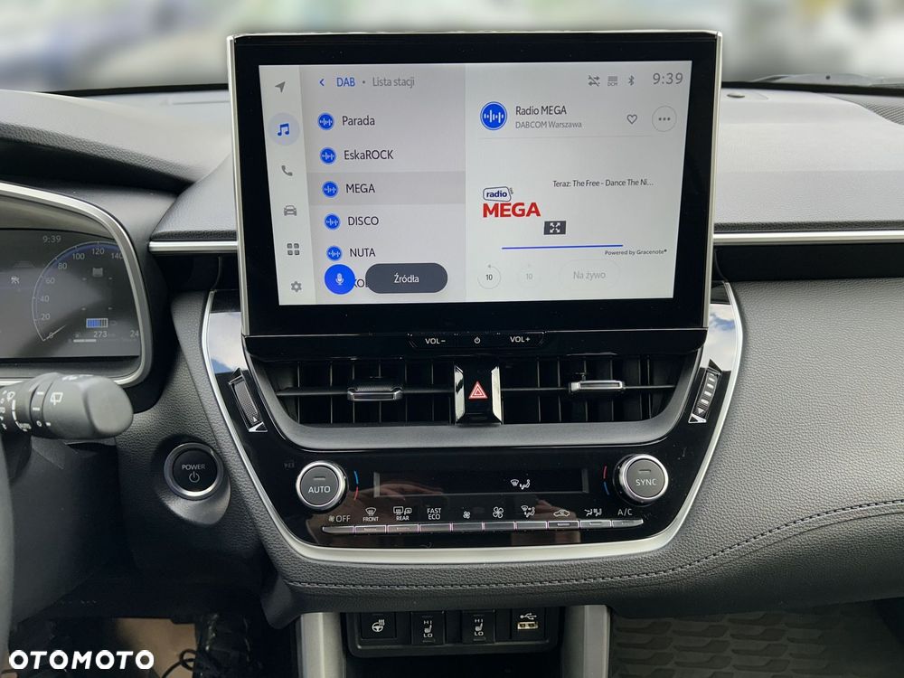 Toyota Corolla Cross - 13