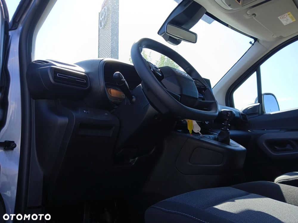 Toyota Proace City Verso 1.5 D-4D Business - 22