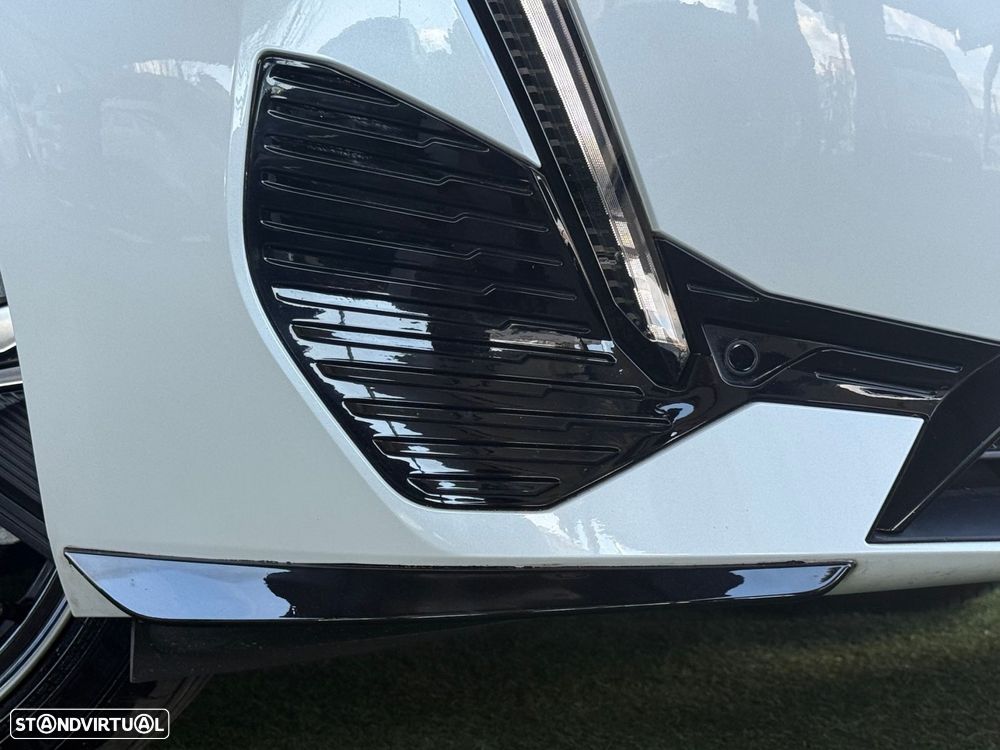 Peugeot 308 1.6 Hybrid GT e-EAT8 - 17