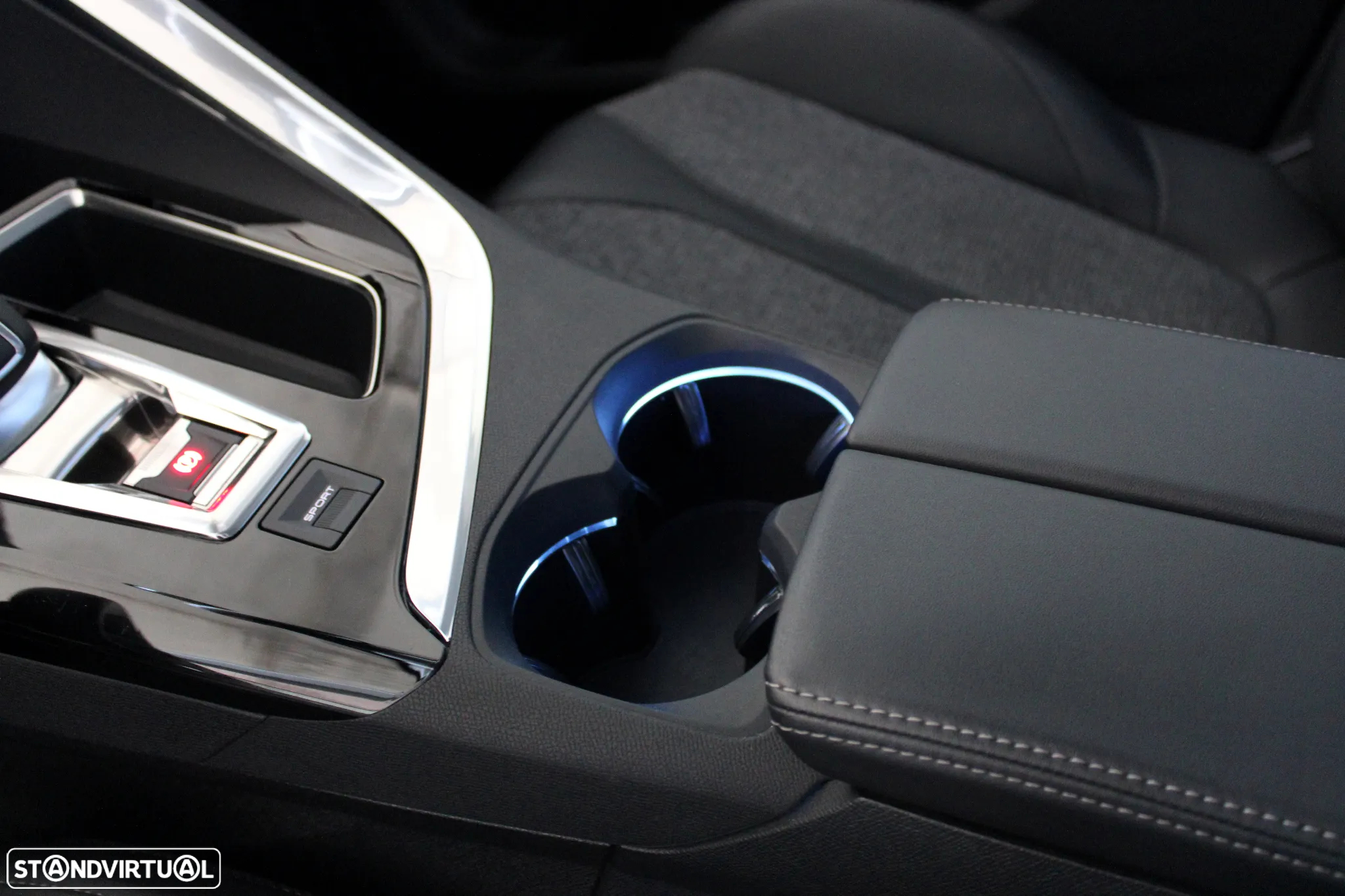 Peugeot 5008 1.5 BlueHDi Allure EAT8 - 54