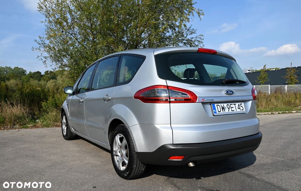 Ford S-Max - 15