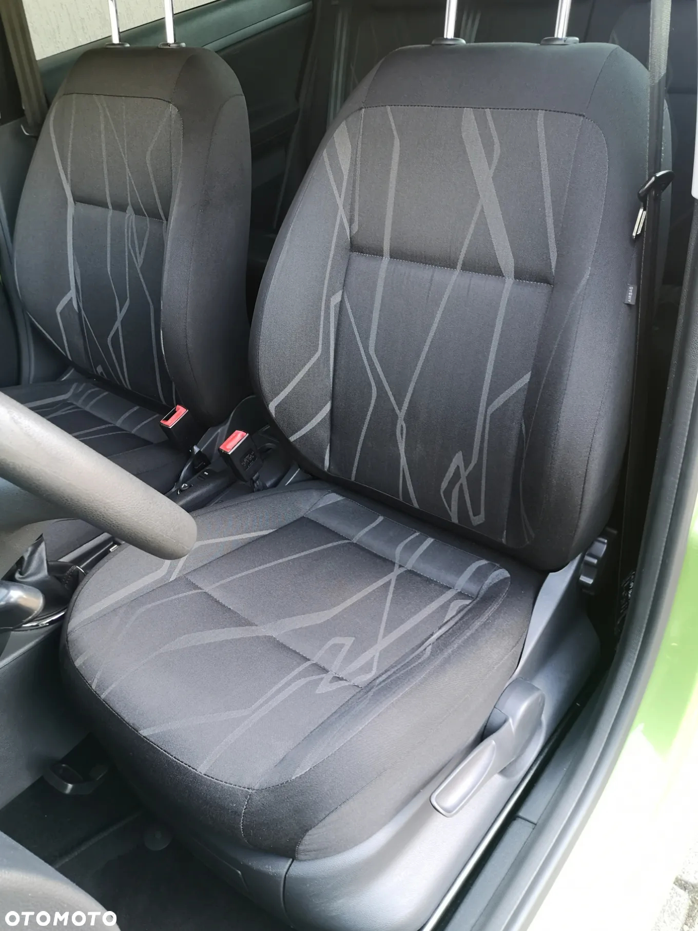 Skoda Fabia 1.2 HTP Fresh - 21