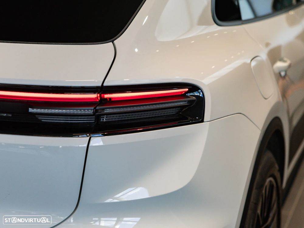 Porsche Macan Electric - 19