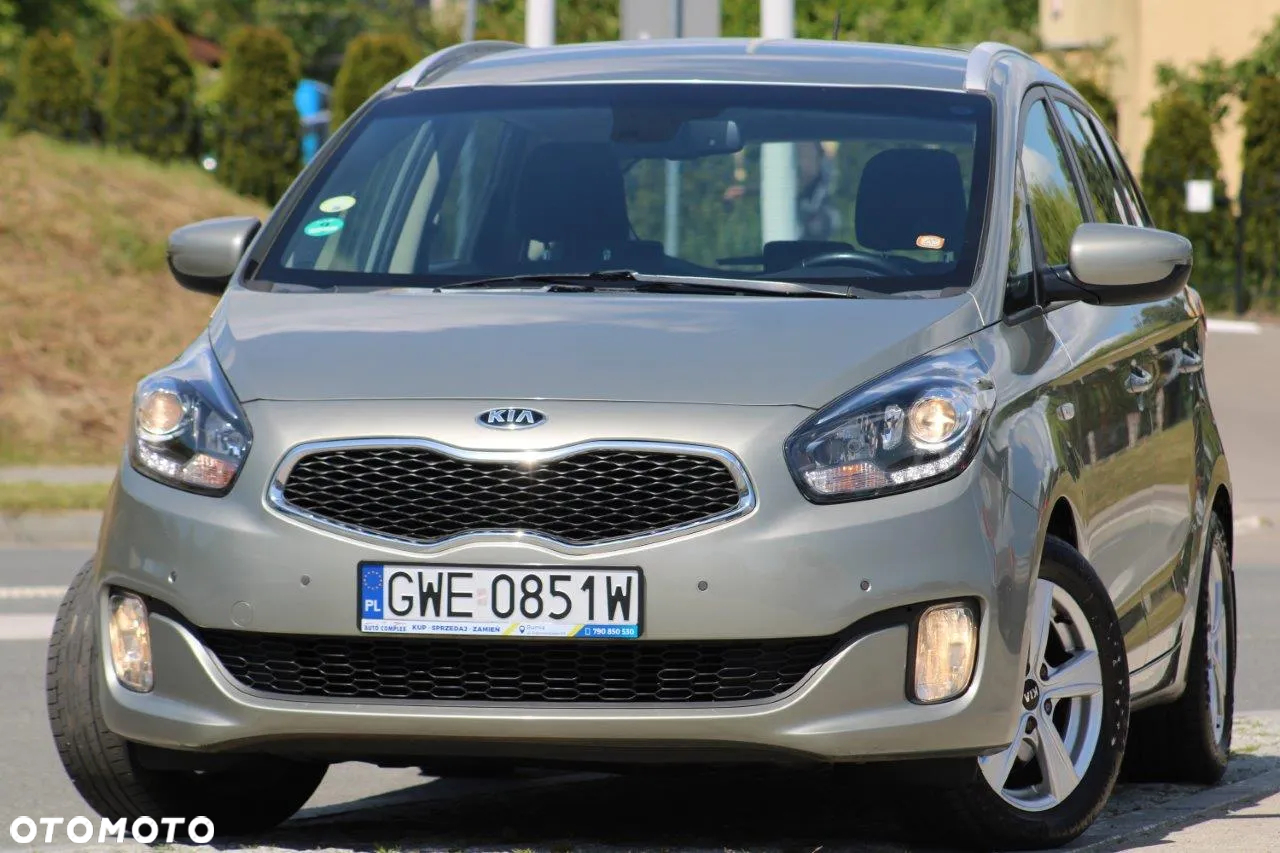 Kia Carens 1.7 CRDi XL 7os - 38