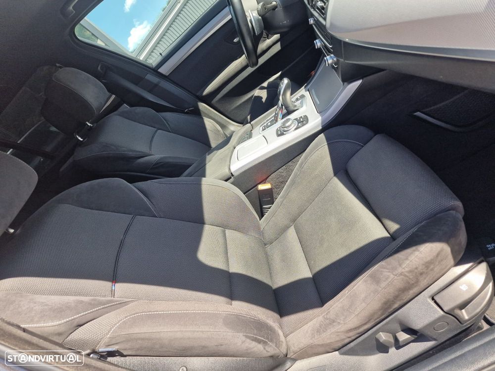 BMW 520 d Pack M Auto - 38