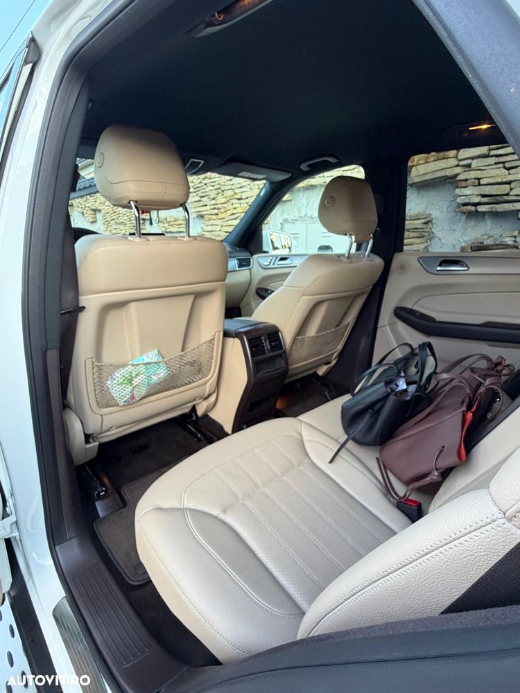 Mercedes-Benz GLE 350 d 4MATIC - 12
