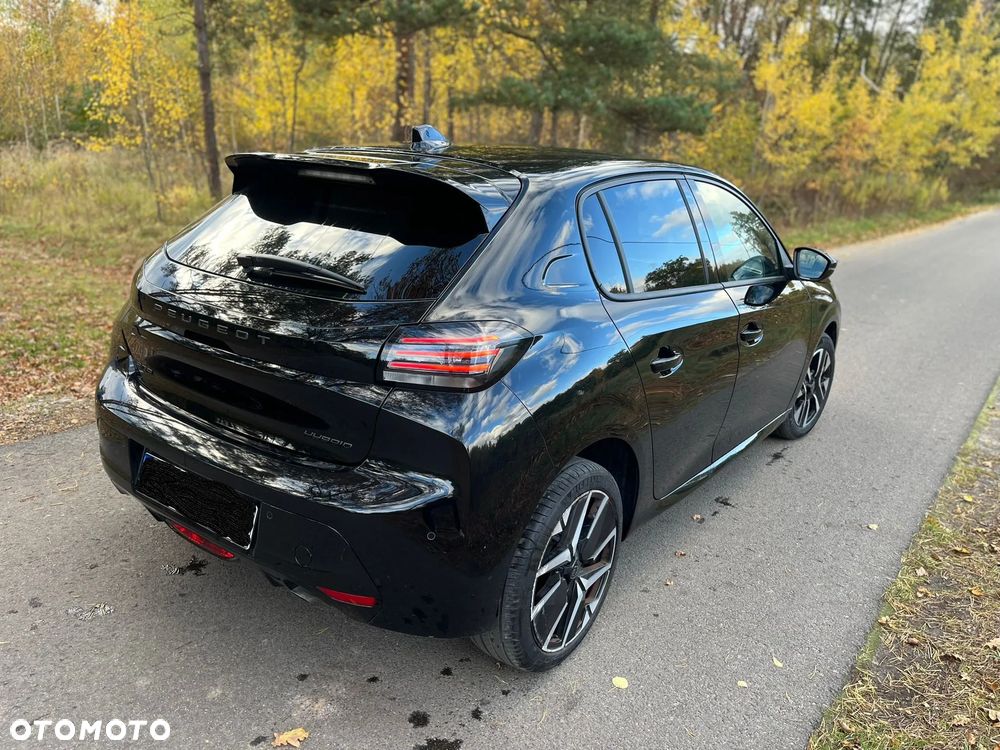 Peugeot 208 1.2 mHEV Allure - 19