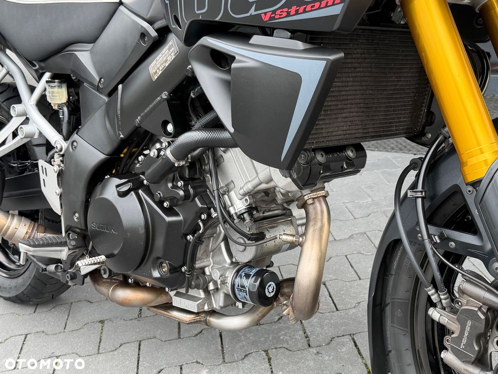 Suzuki V-STROM - 19