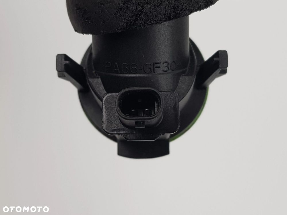 Przewód Rura Wąż odpowietrzający odmy BMW F15 F20 F30 N20 2.0i 7588417 - 10