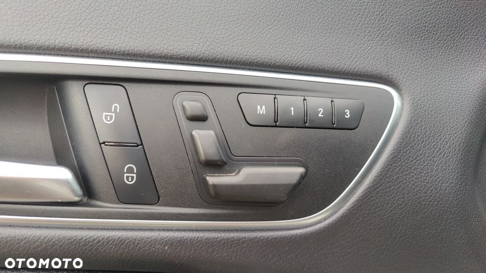 Mercedes-Benz CLA 200 7G-DCT - 10