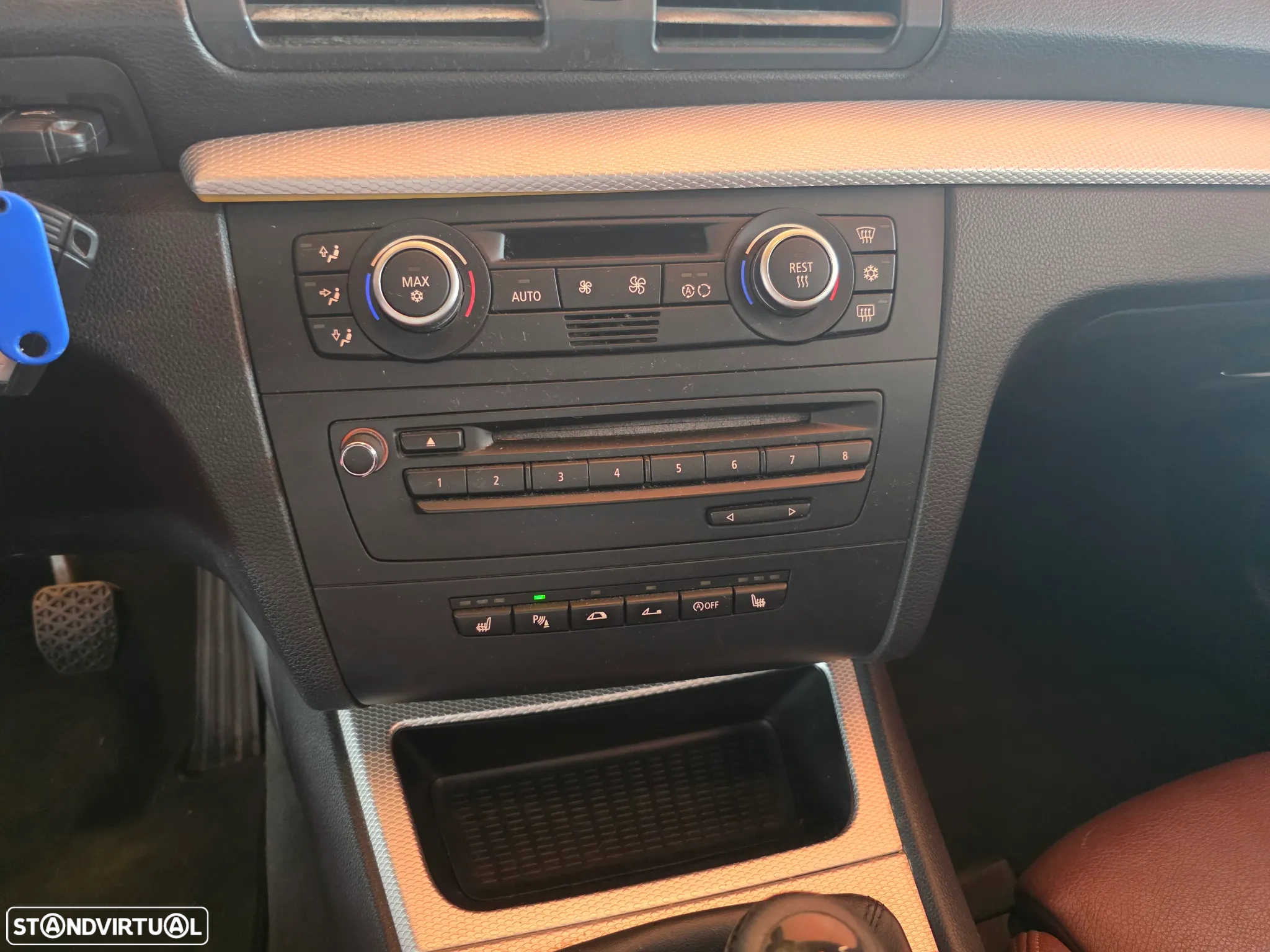 BMW 118 d Pack M - 18