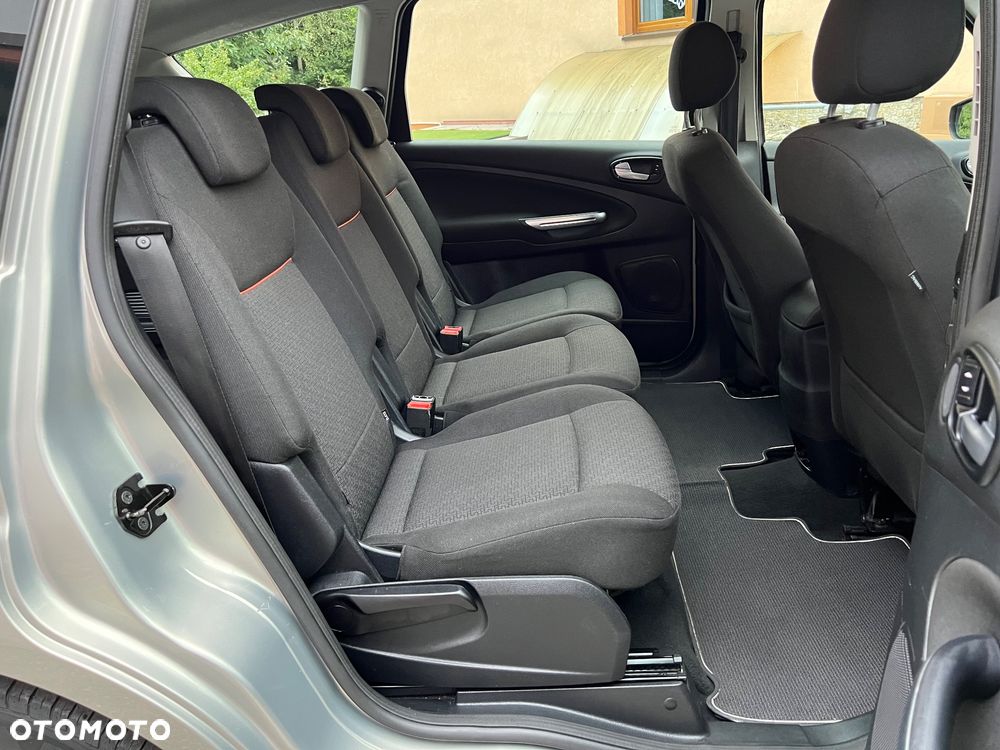 Ford S-Max 2.0 TDCi Titanium - 26