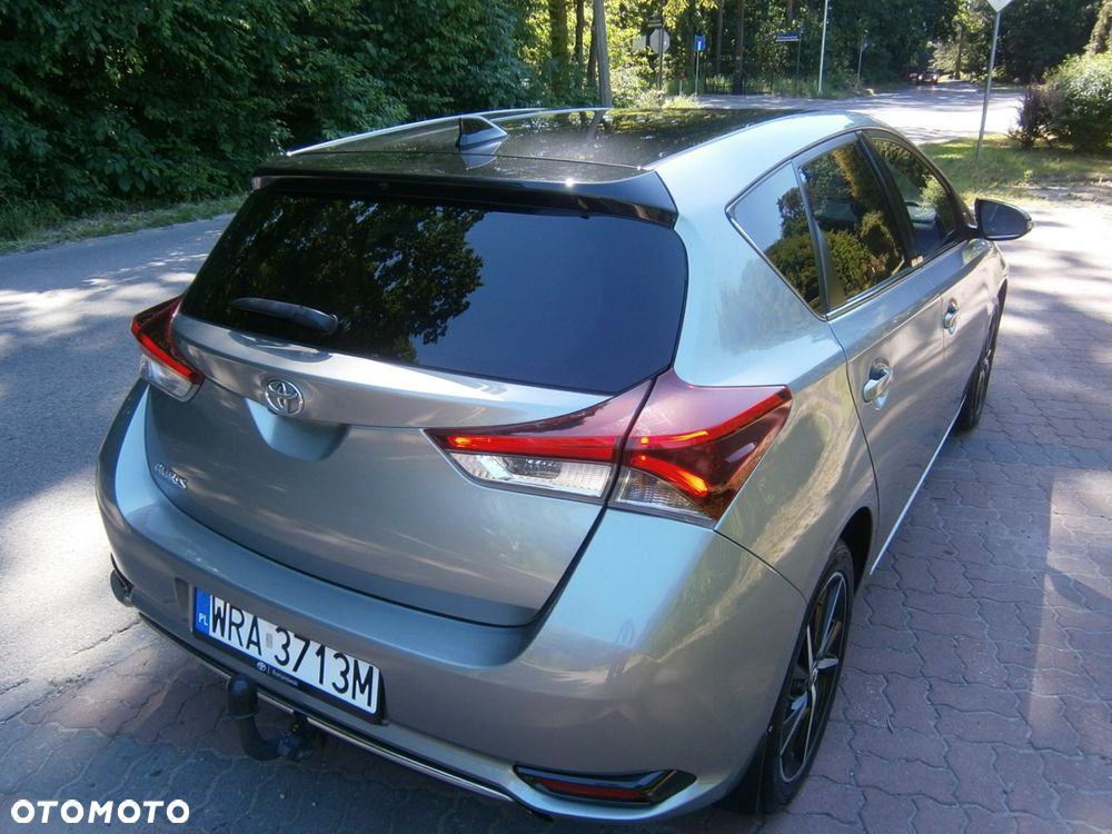 Toyota Auris 1.2 T Prestige - 4