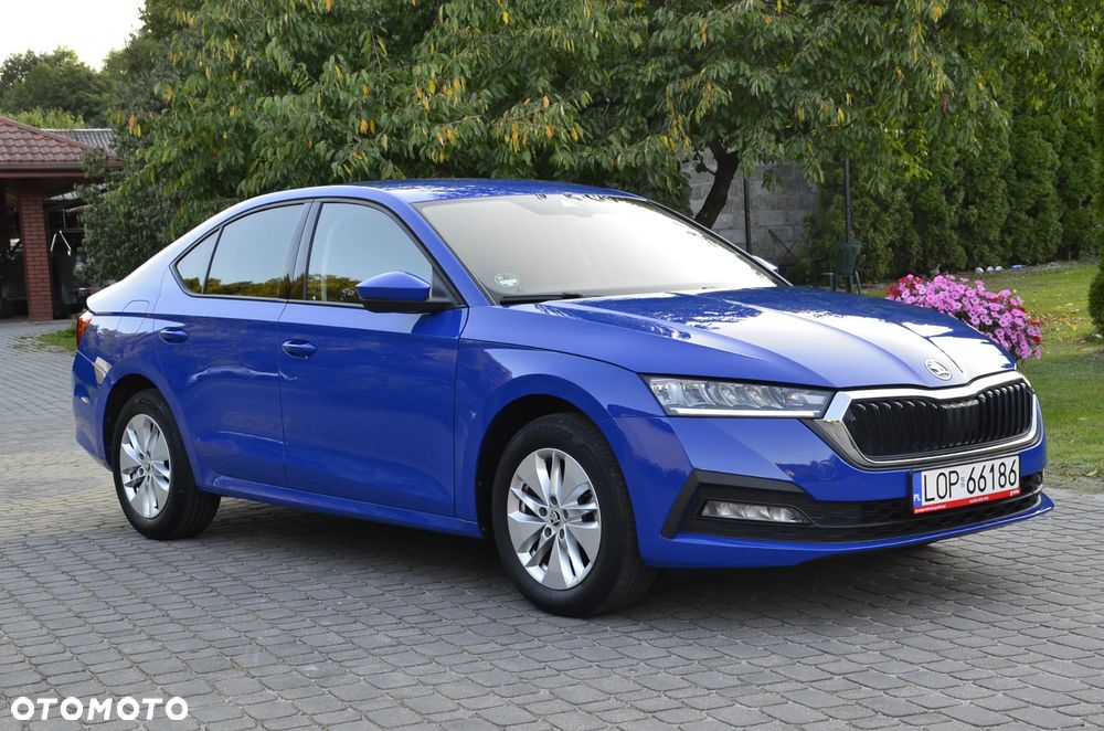 Skoda Octavia 2.0 TDI DSG Ambition - 3
