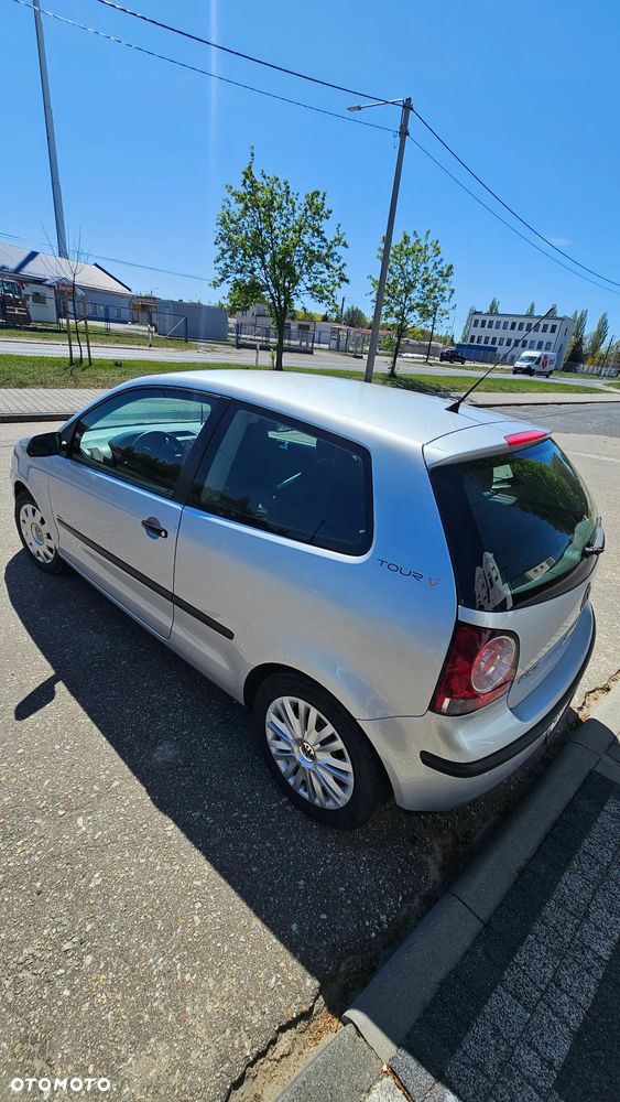 Volkswagen Polo 1.2 Tour - 4