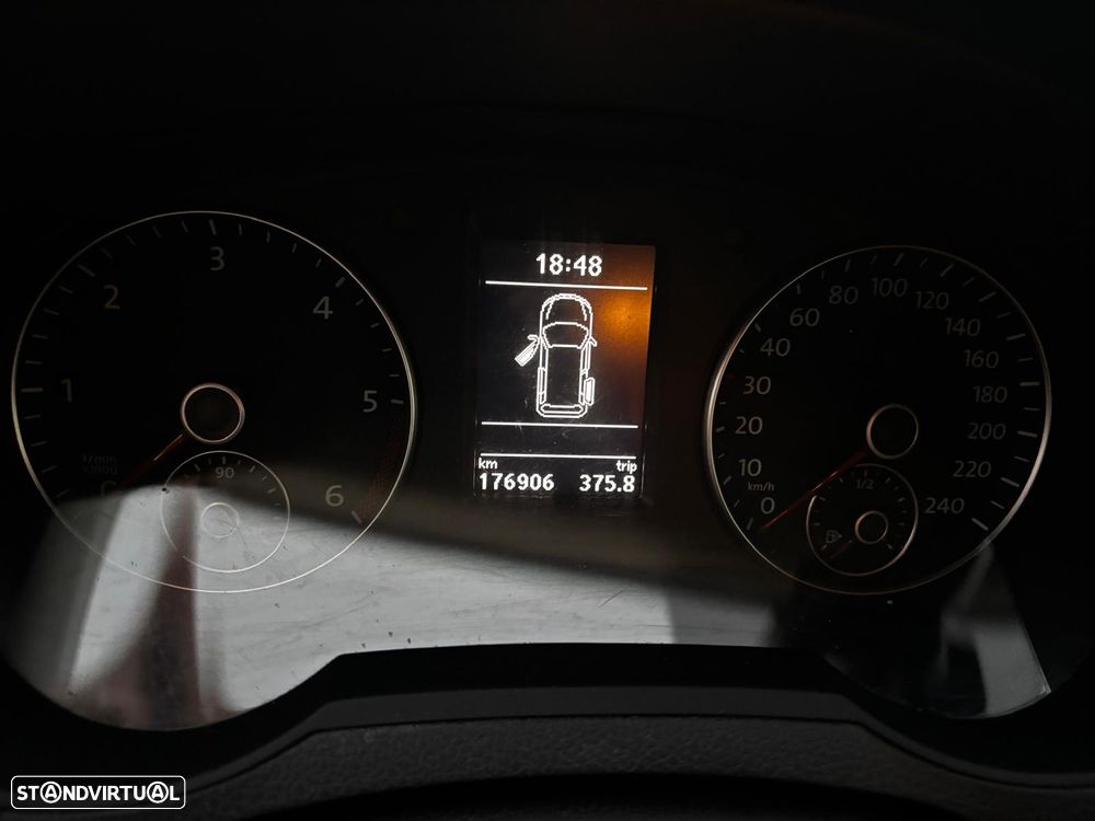 VW Sharan 2.0 TDI Blue Confortline - 8