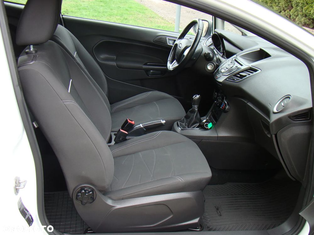 Ford Fiesta 1.25 Trend Edition - 20