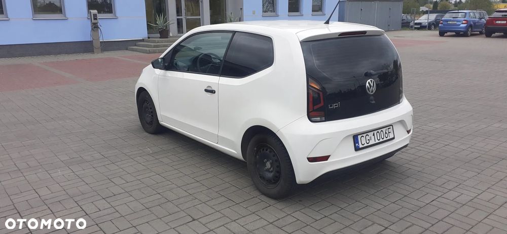 Volkswagen up! 1.0 Beats - 4