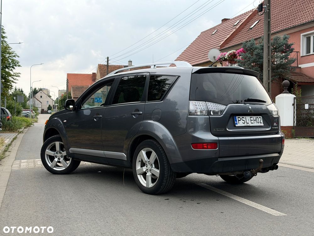 Mitsubishi Outlander 2.0 DID Instyle NAVI - 7