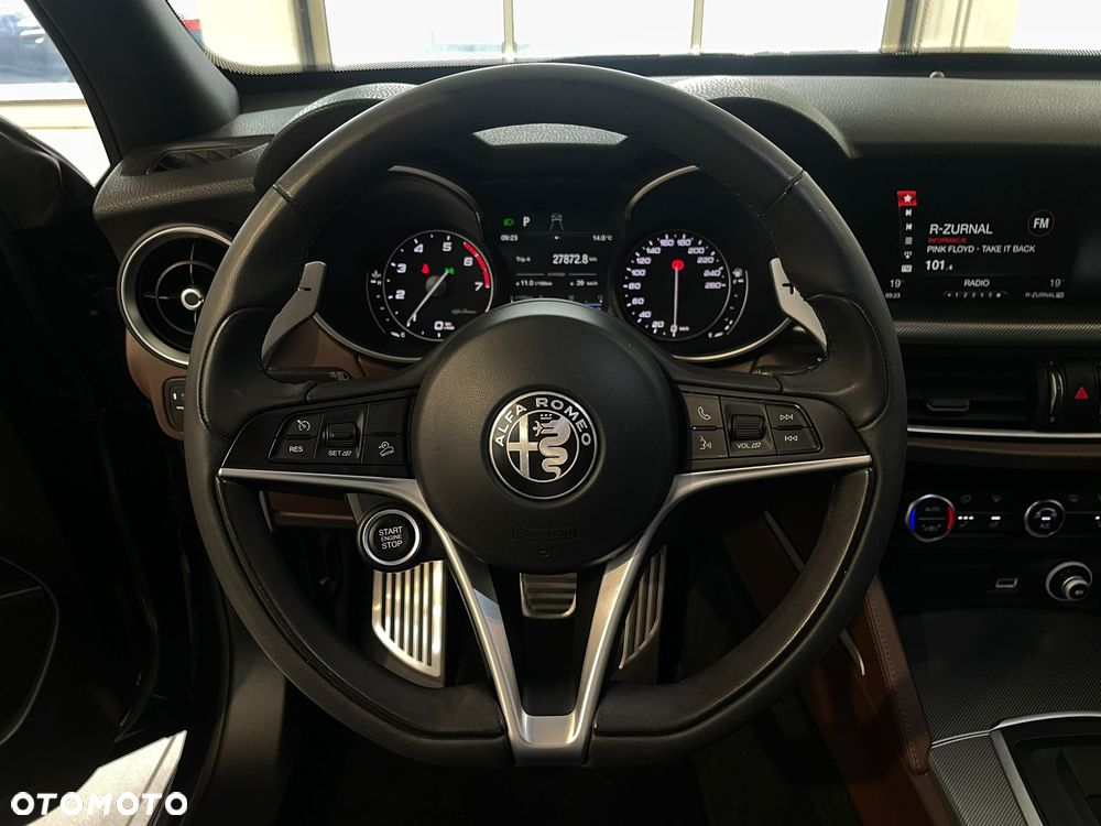 Alfa Romeo Stelvio 2.0 Turbo Sprint Q4 - 14