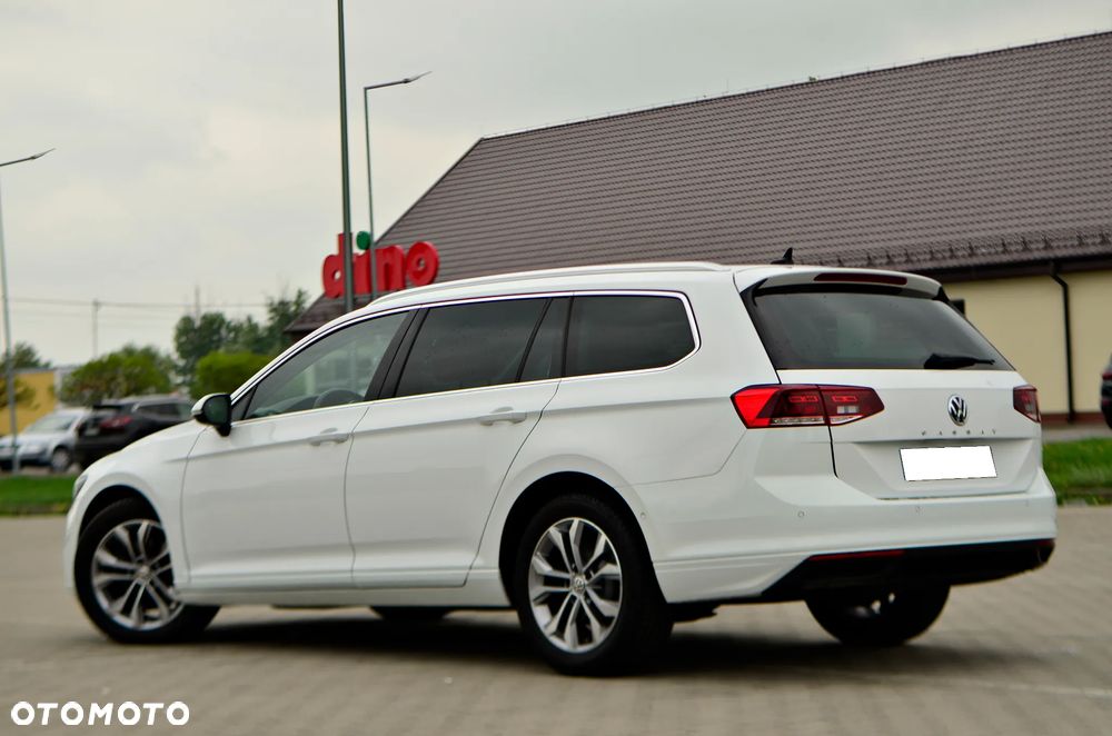 Volkswagen Passat - 6