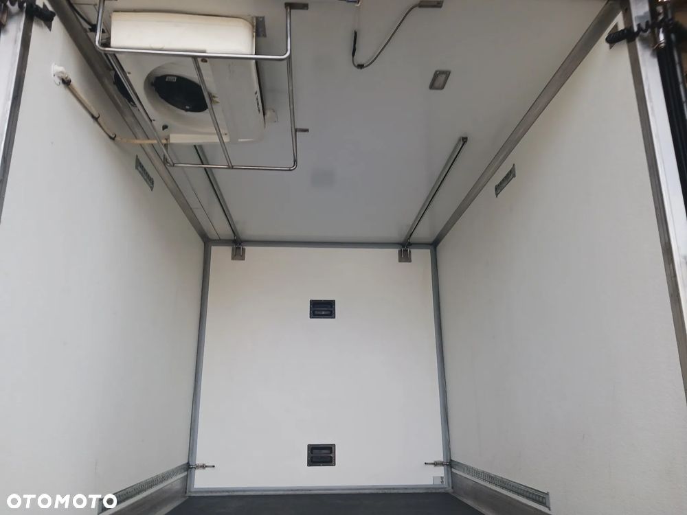 Mercedes-Benz Sprinter 907 Max 20r maxi 316 CDI 160 KM SALON Sypialnia webasto Klima Izoterma Siła Chłodnia Mroźnia Agregat - 28