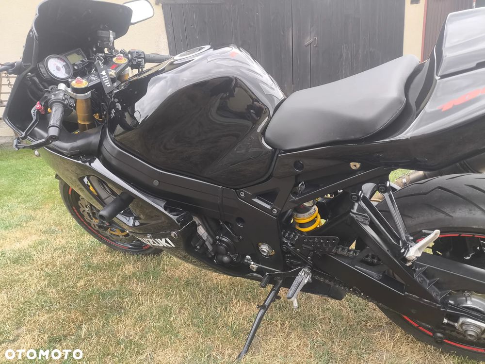 Suzuki GSX-R - 24