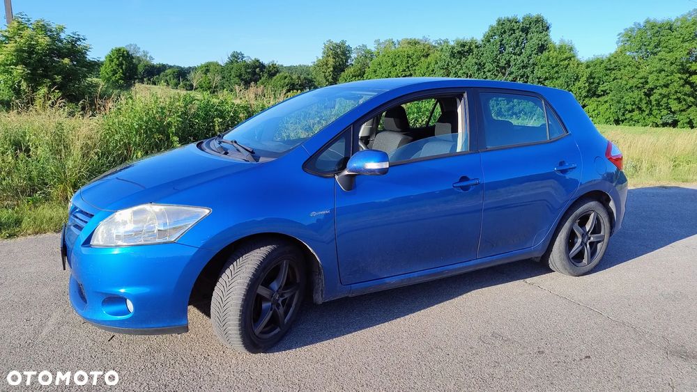 Toyota Auris 1.33 VVT-i Terra - 3