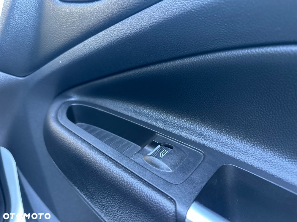 Ford Kuga 2.0 TDCi 2x4 ST-Line - 13