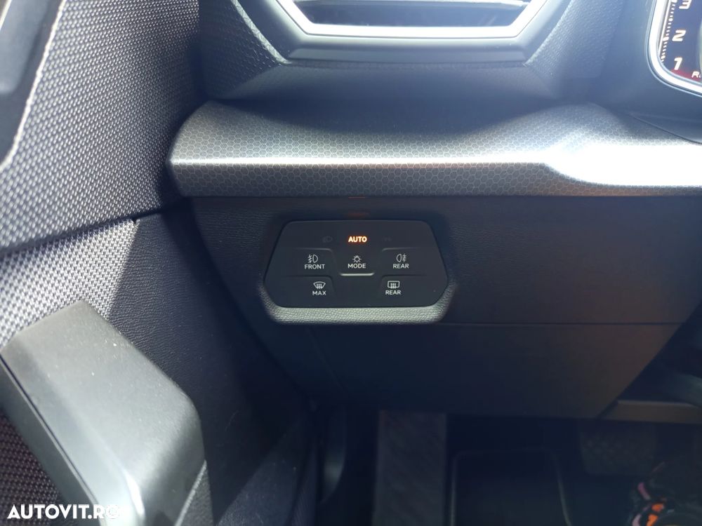 Seat Leon 2.0 TDI DSG7 Style - 11