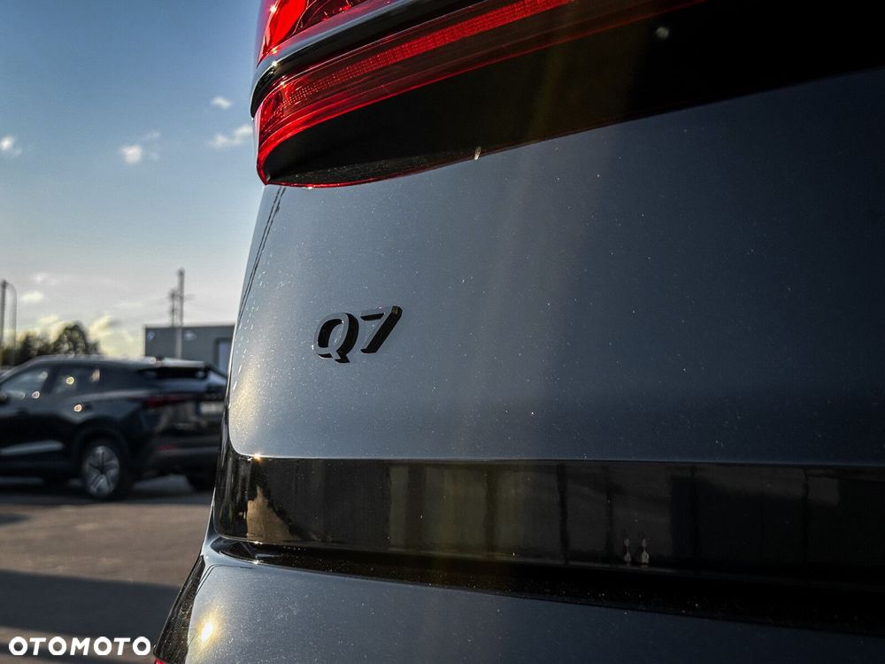 Audi Q7 - 13
