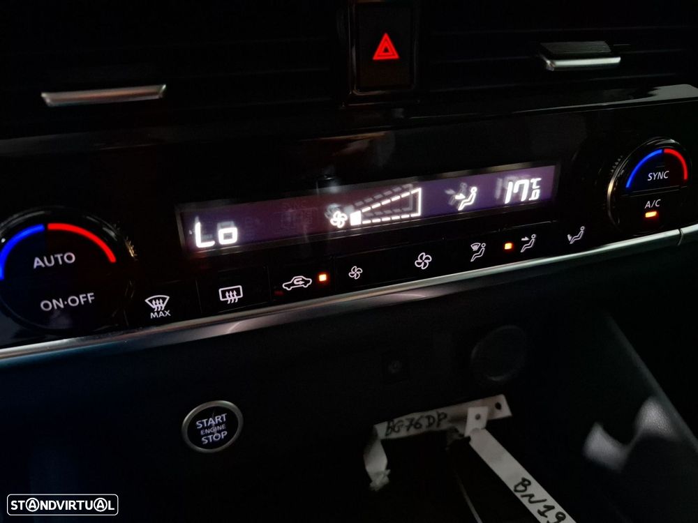 Nissan Qashqai 1.3 DIG-T N-Connecta LED+TT - 14