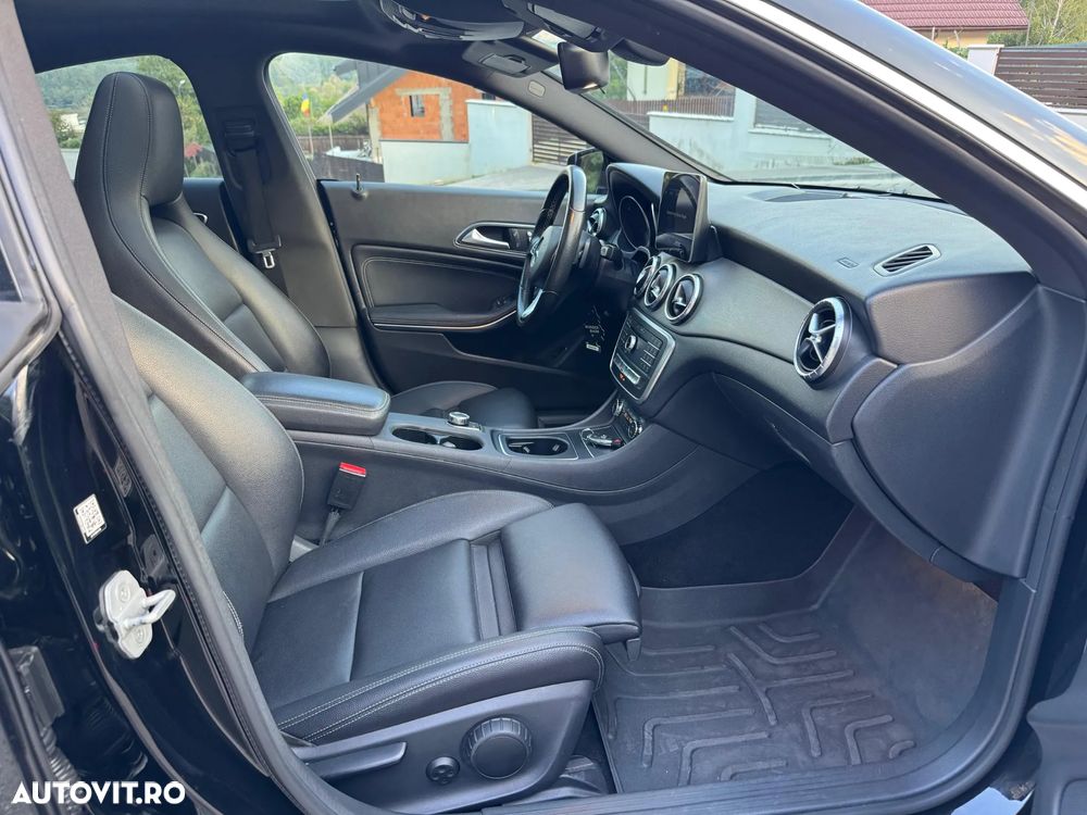 Mercedes-Benz CLA Shooting Brake 250 7G-DCT UrbanStyle Edition - 19