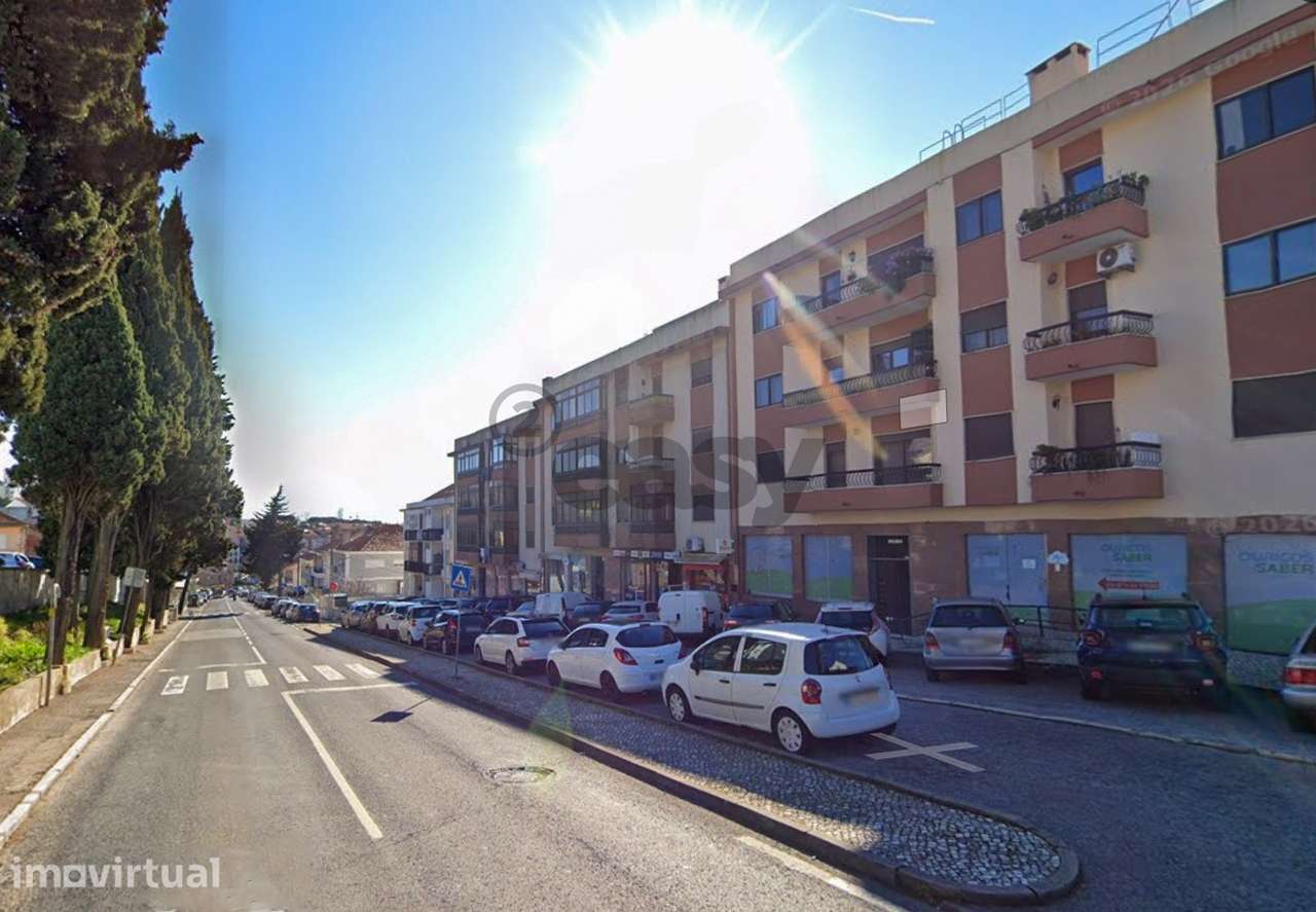 Loja 30m² com excelente localização na Ramada, Odivelas - Grande imagem: 3/3