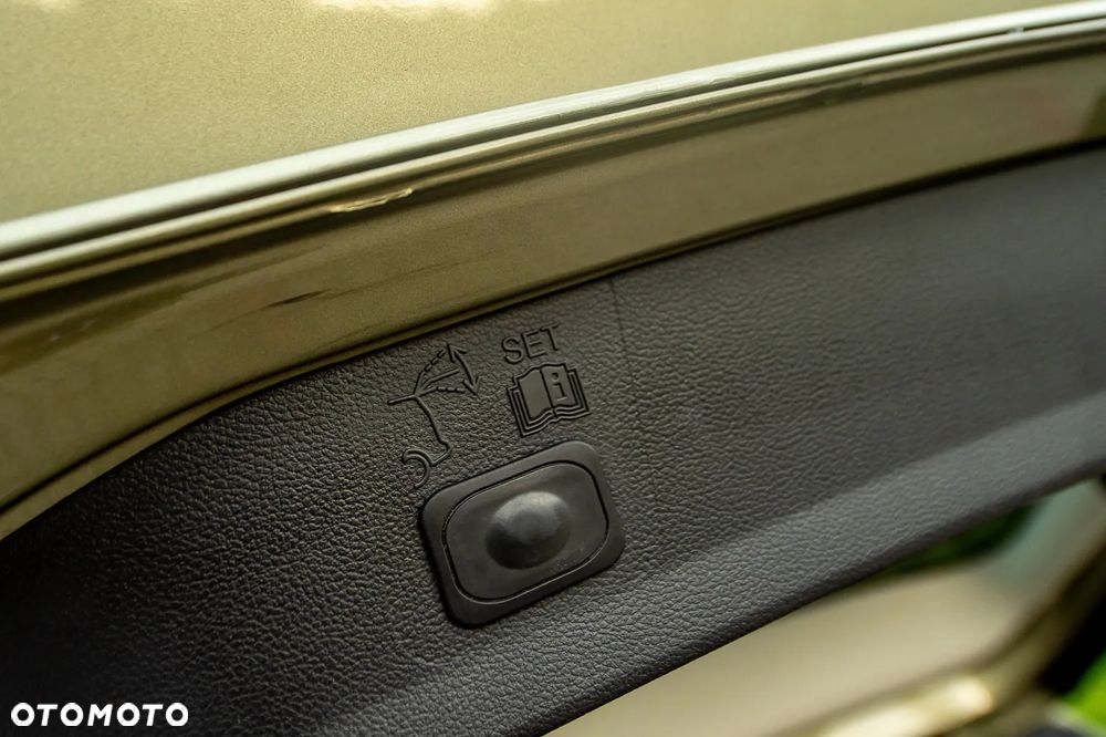 Ford Kuga 2.0 TDCi 4x4 Titanium - 18