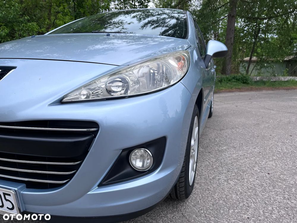 Peugeot 207 1.4 - 12