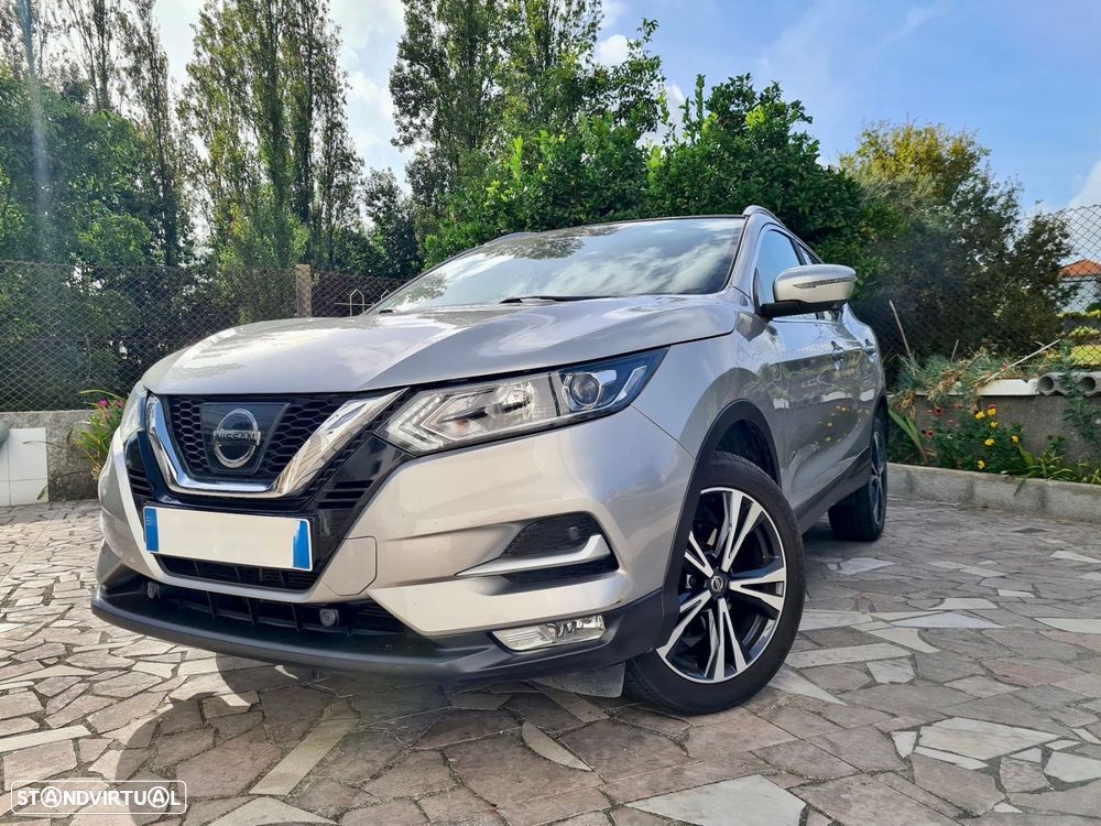 Nissan Qashqai 1.2 DIG-T N-Connecta 18 - 24