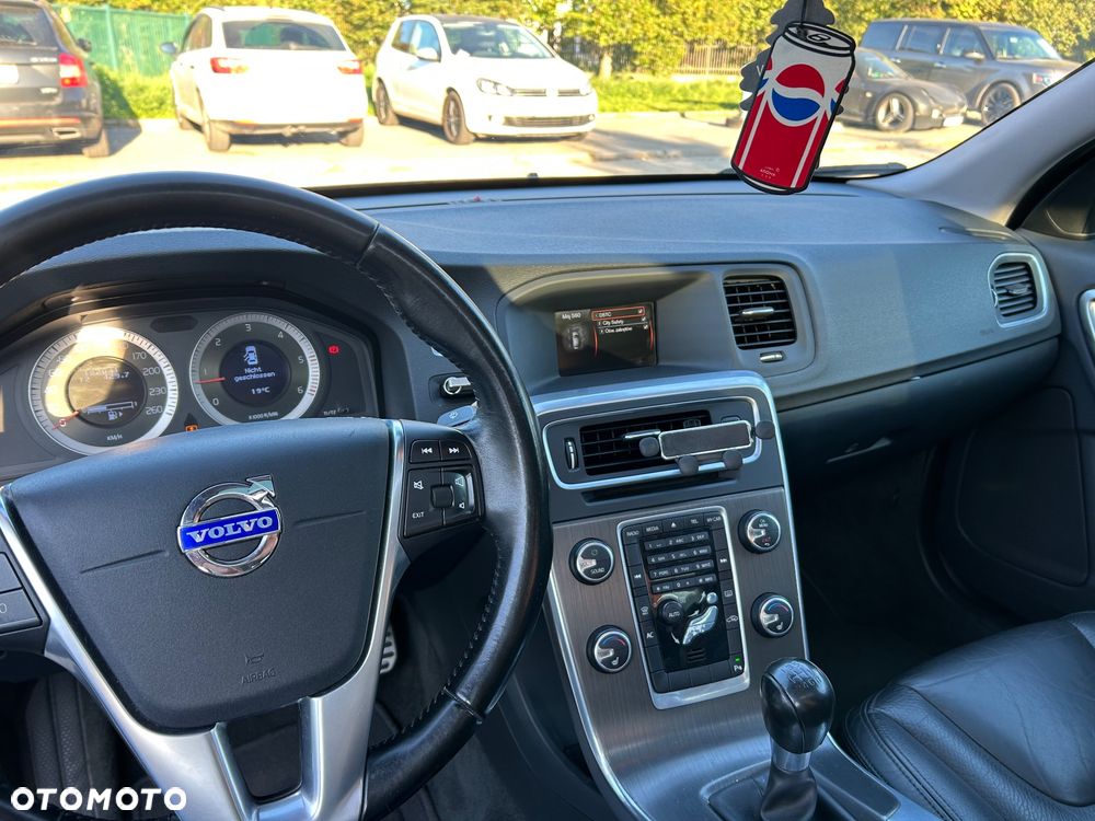 Volvo S60 D3 Summum - 35