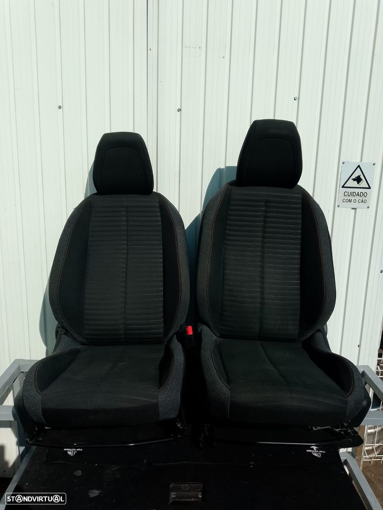 BANCOS FRENTE PEUGEOT 208 II - 1